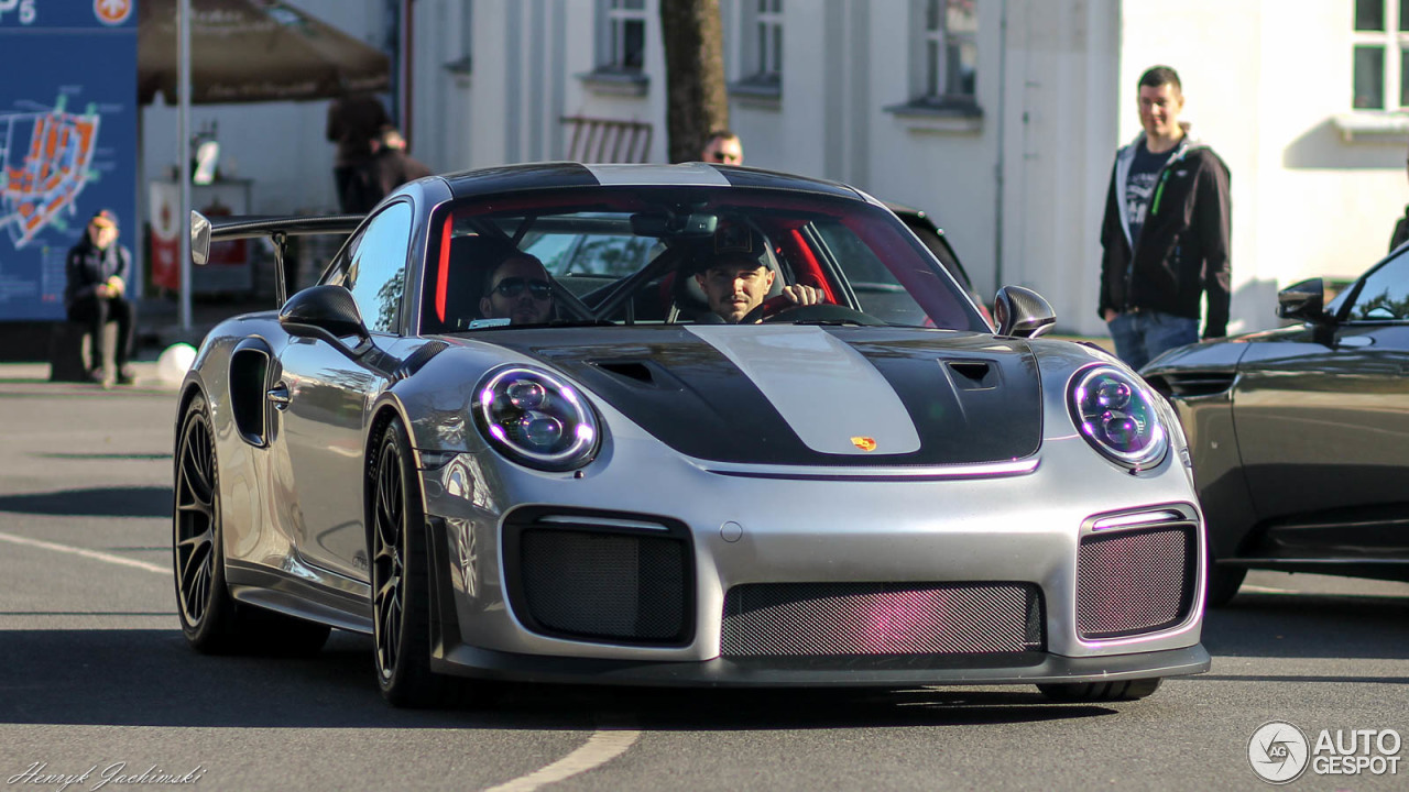 Porsche 991 GT2 RS Weissach Package