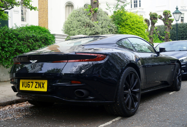 Aston Martin DB11