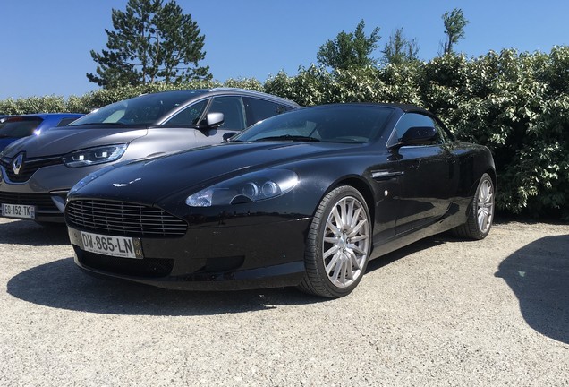 Aston Martin DB9 Volante