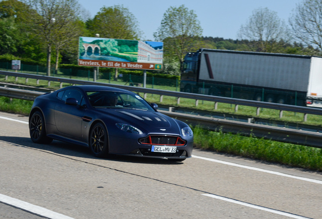 Aston Martin V12 Vantage S Red Bull Racing Edition