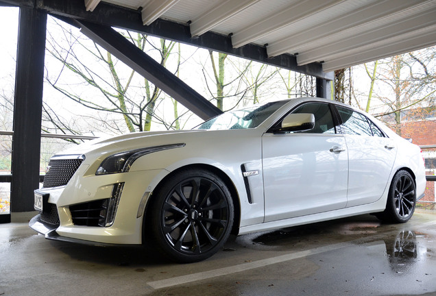 Cadillac CTS-V 2015