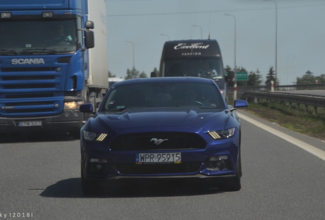 Ford Mustang GT 2015