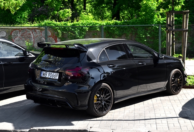 Mercedes-AMG A 45 W176 2015