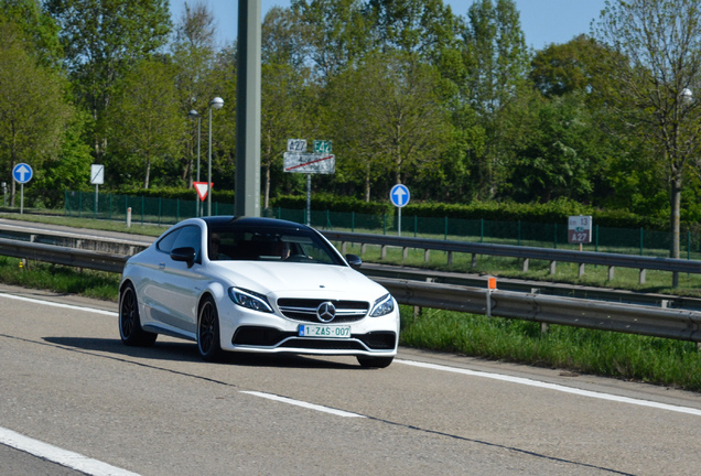 Mercedes-AMG C 63 S Coupé C205