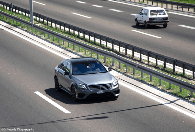 Mercedes-AMG S 63 V222