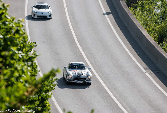 Mercedes-Benz 300 SL Gullwing V8 AMG