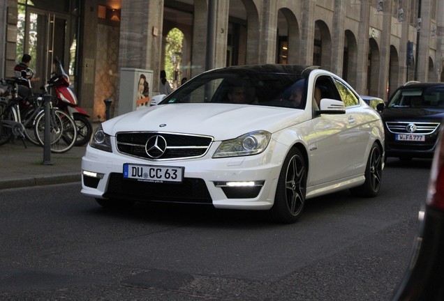 Mercedes-Benz C 63 AMG Coupé