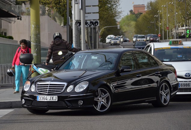 Mercedes-Benz E 63 AMG