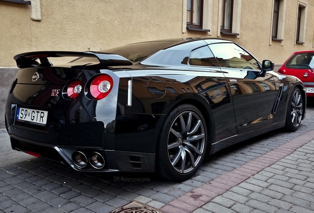 Nissan GT-R 2013