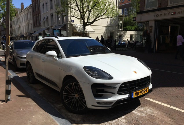 Porsche 95B Macan Turbo