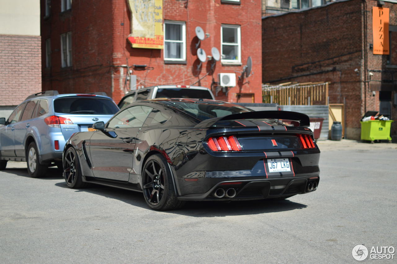 Ford Mustang Shelby GT350R 2015