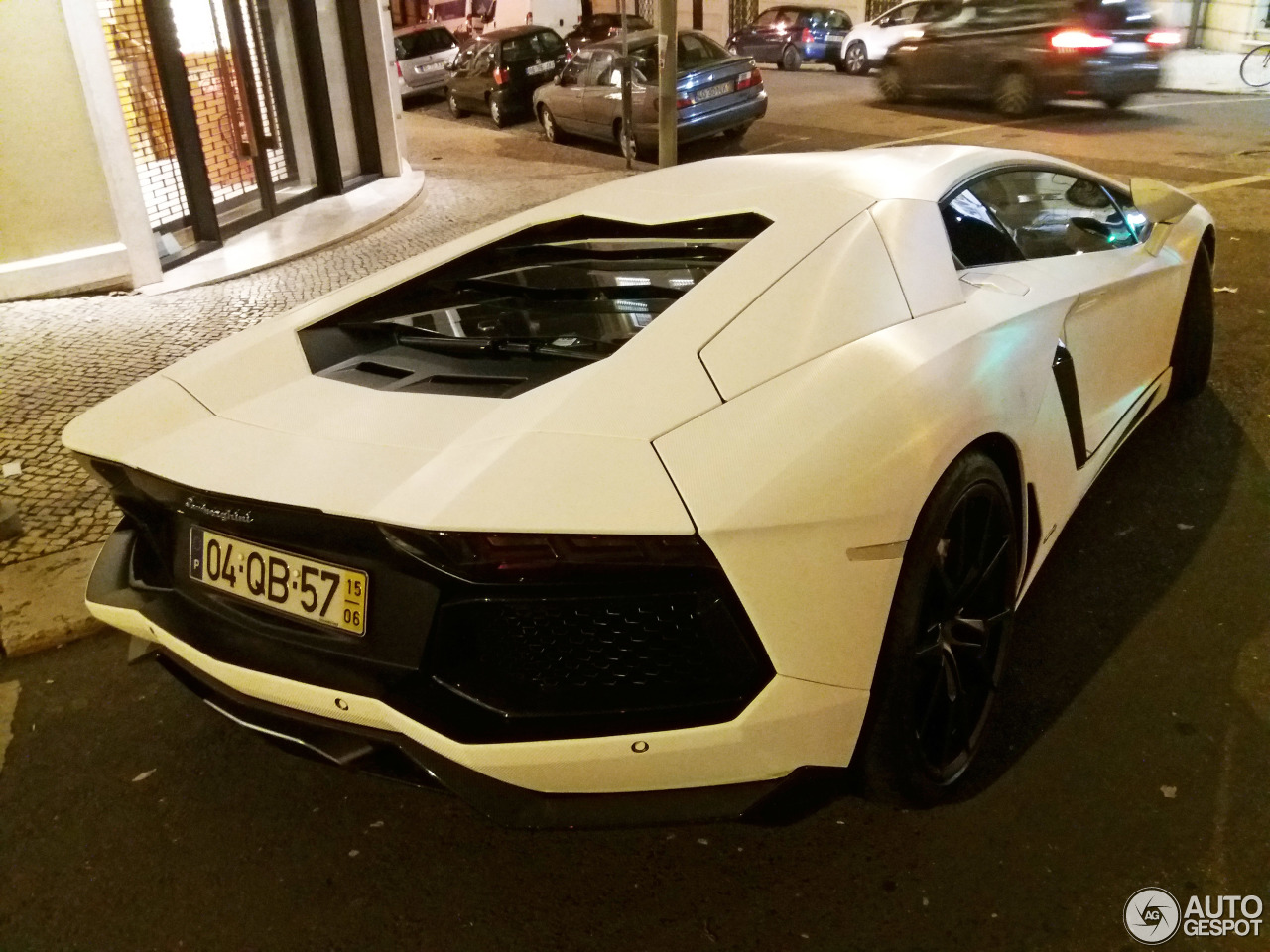 Lamborghini Aventador LP700-4