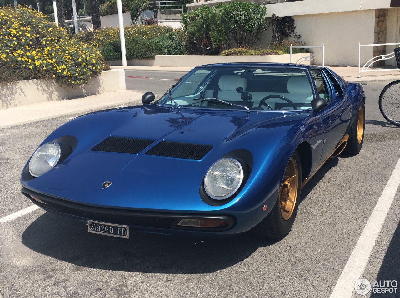 Lamborghini Miura P400 SV