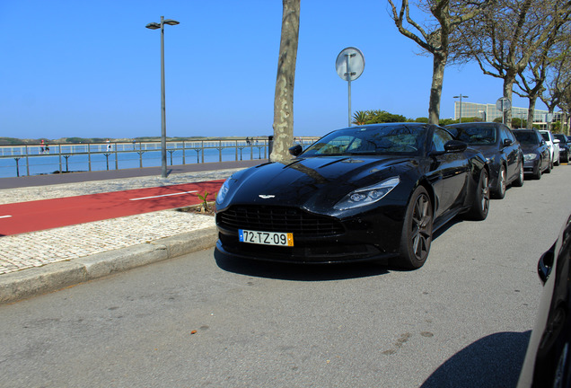 Aston Martin DB11