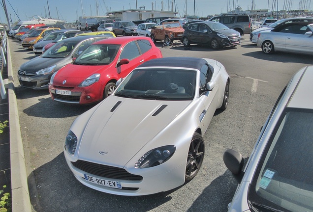 Aston Martin V8 Vantage Roadster