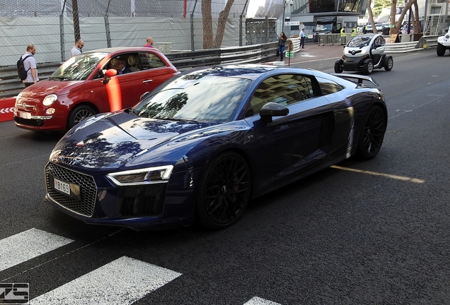 Audi R8 V10 Plus 2015