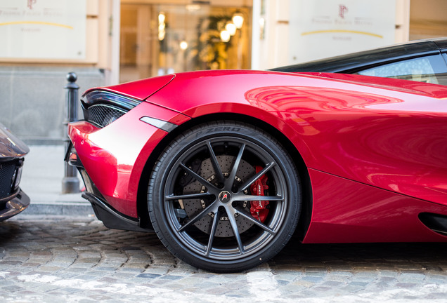 McLaren 720S