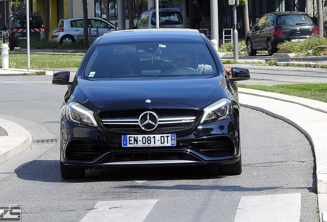 Mercedes-AMG A 45 W176 2015