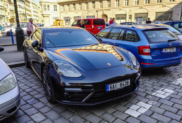 Porsche 971 Panamera Turbo