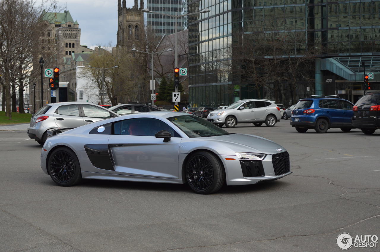 Audi R8 V10 Plus 2015