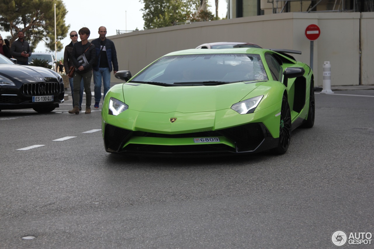 Lamborghini Aventador LP750-4 SuperVeloce