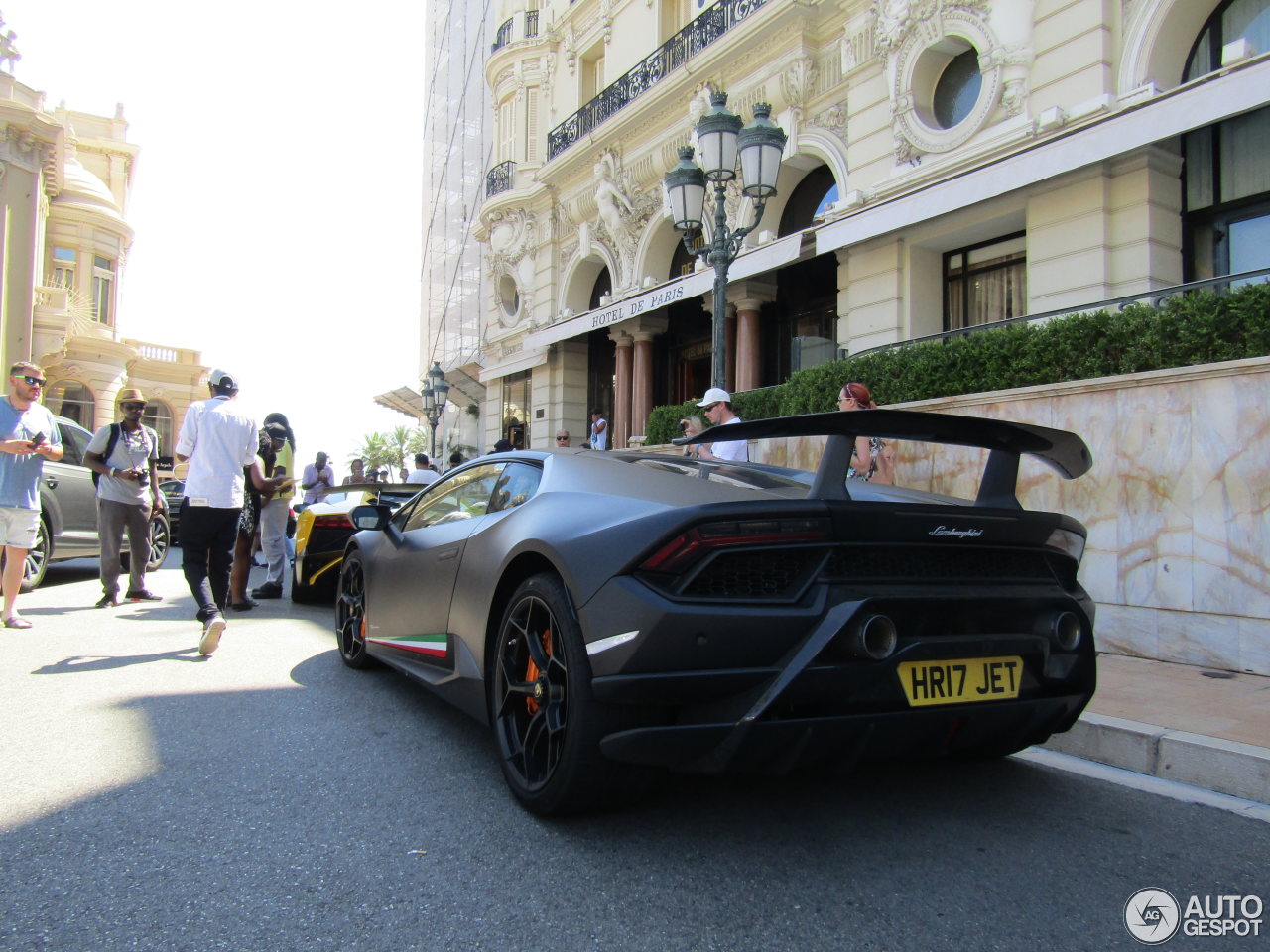 Lamborghini Huracán LP640-4 Performante