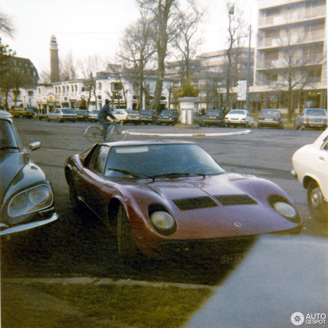 Lamborghini Miura P400