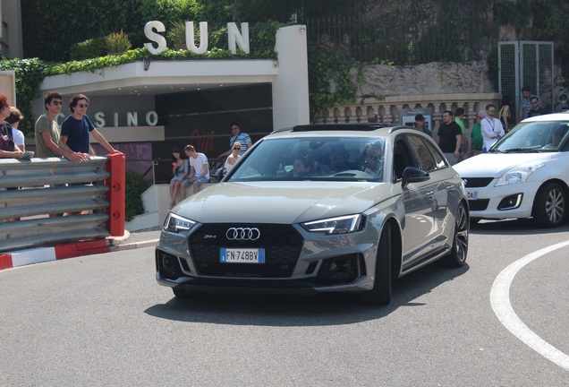 Audi RS4 Avant B9