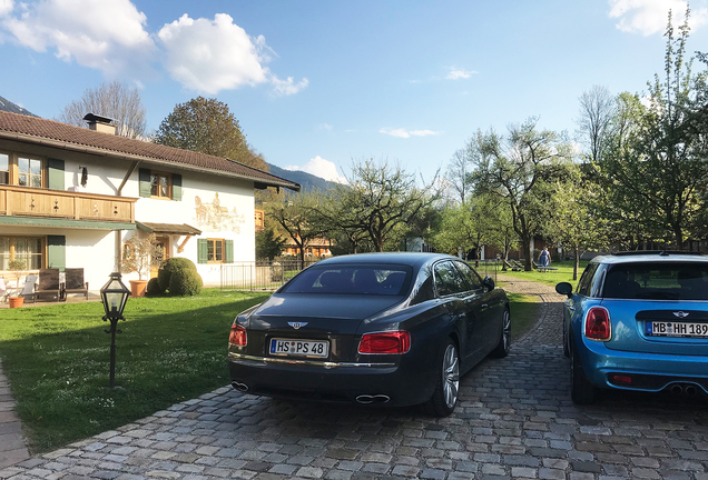 Bentley Flying Spur V8