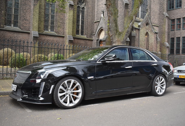 Cadillac CTS-V 2015