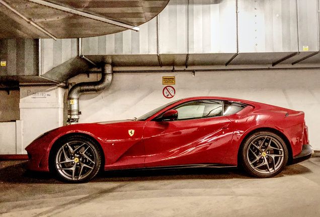 Ferrari 812 Superfast