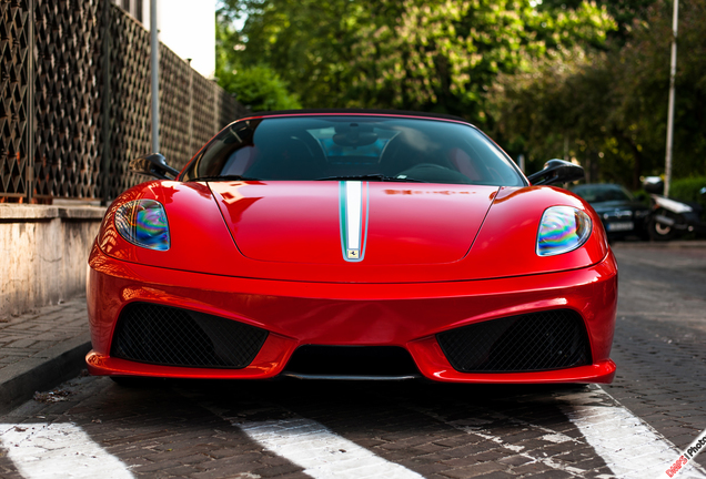 Ferrari Scuderia Spider 16M