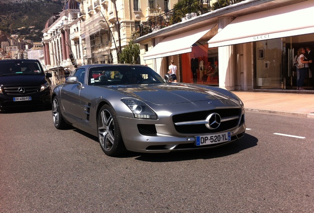 Mercedes-Benz SLS AMG