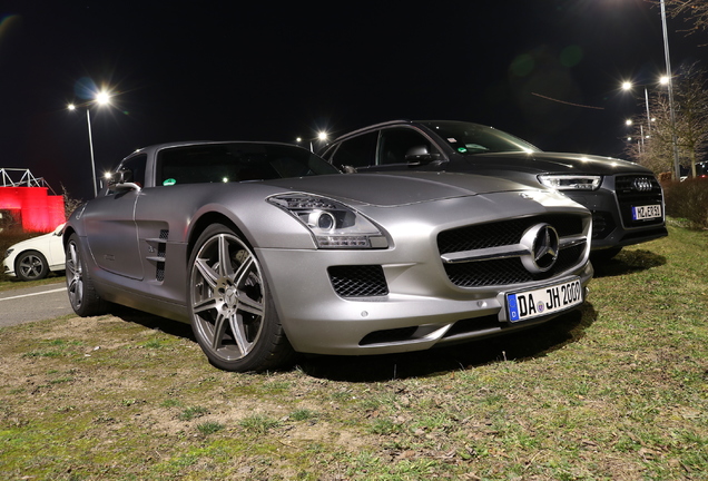 Mercedes-Benz SLS AMG