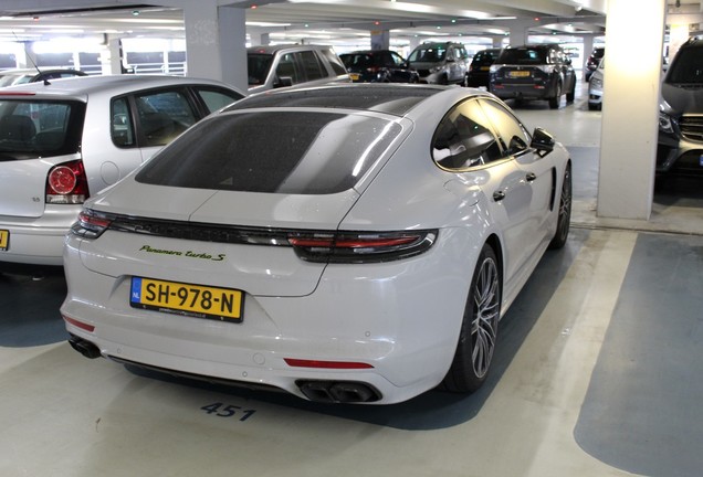 Porsche 971 Panamera Turbo S E-Hybrid