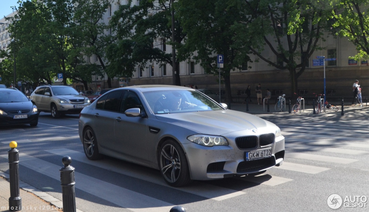 BMW M5 F10 2011