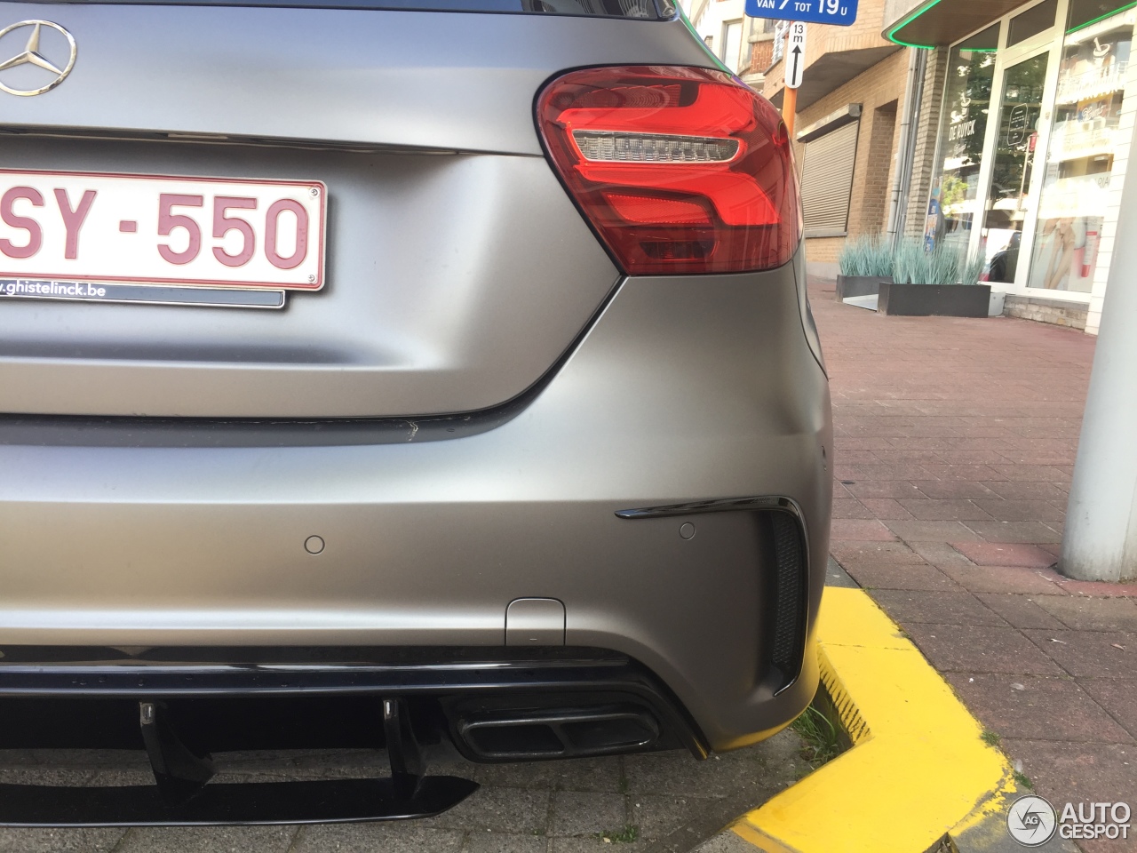 Mercedes-AMG A 45 W176 2015