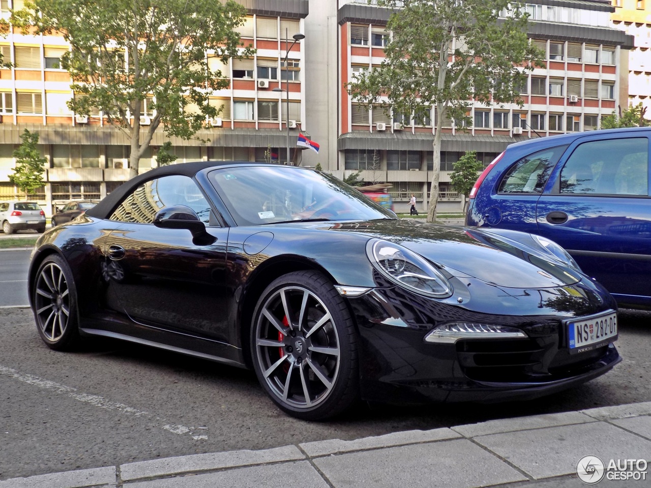 Porsche 991 Carrera 4S Cabriolet MkI