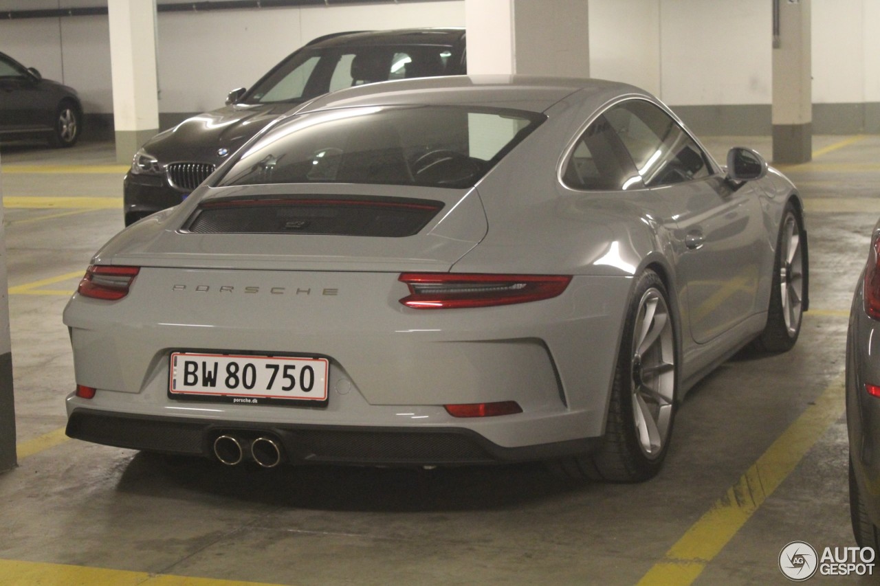 Porsche 991 GT3 Touring