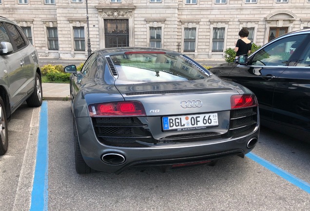 Audi R8 V10