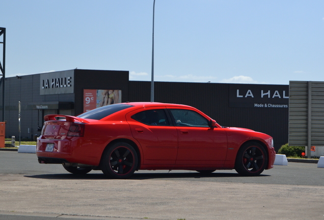 Dodge Charger SRT-8