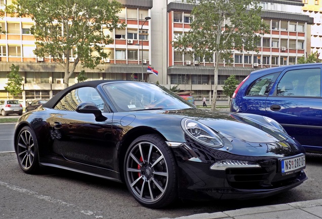 Porsche 991 Carrera 4S Cabriolet MkI