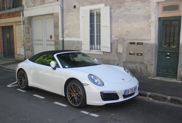 Porsche 991 Carrera 4S Cabriolet MkII