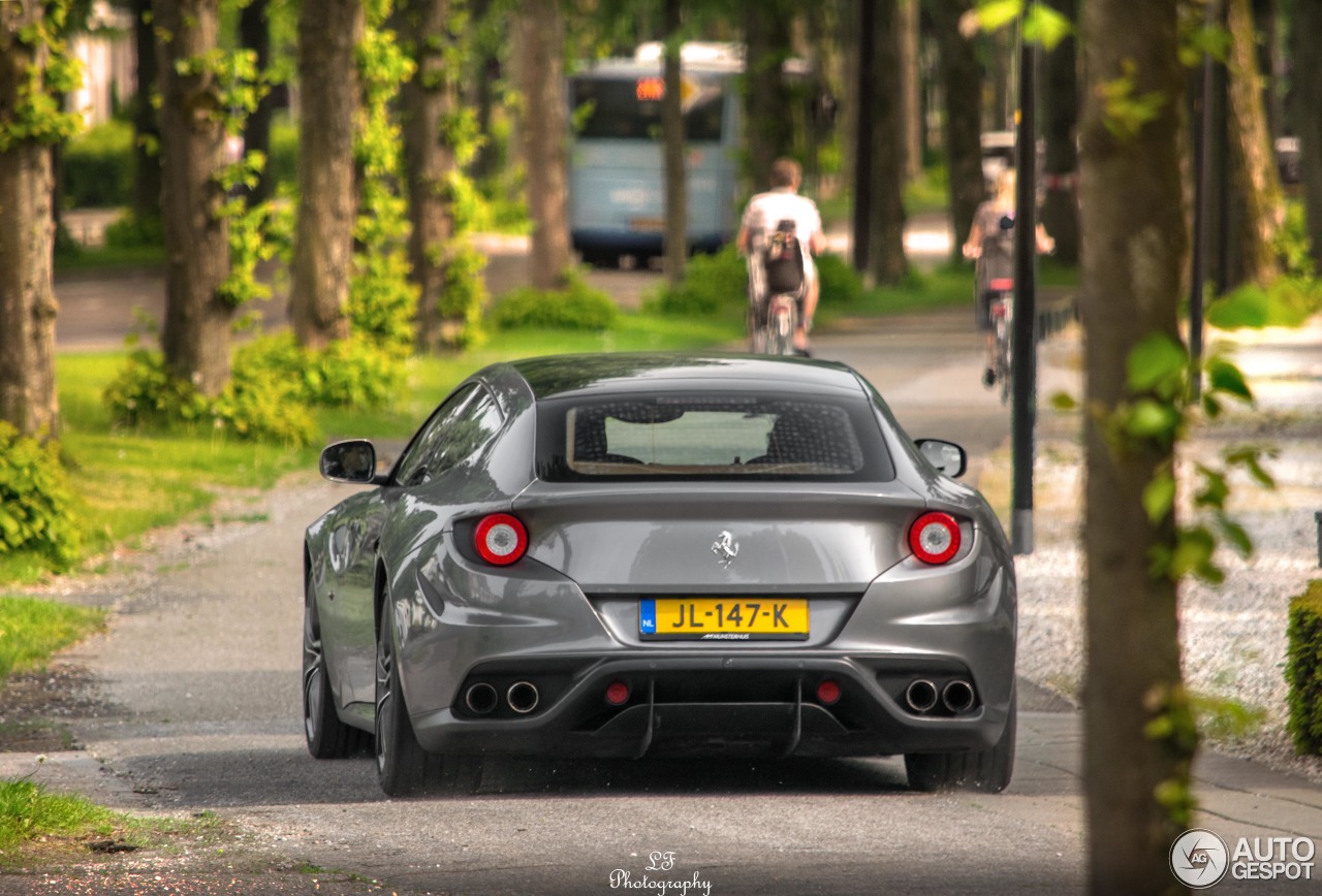 Ferrari FF