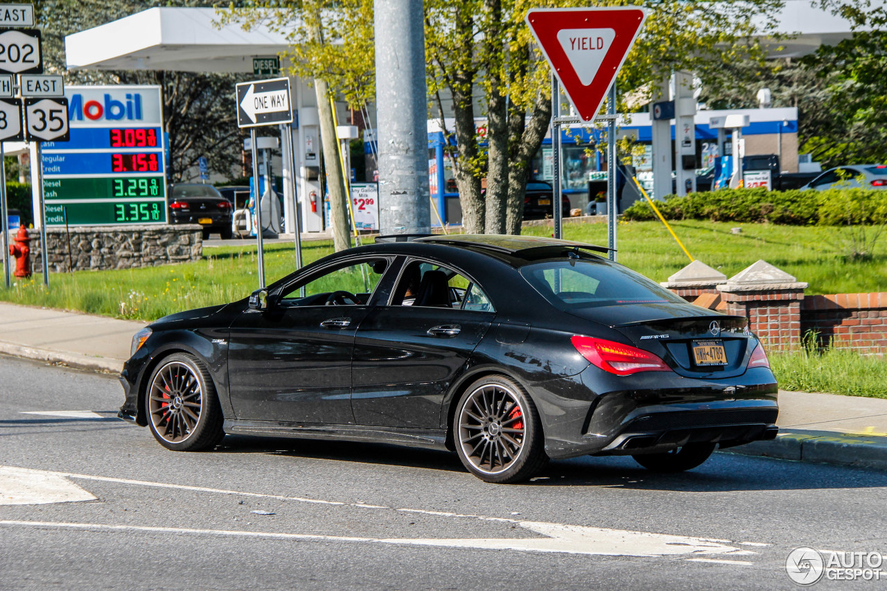 Mercedes-AMG CLA 45 C117