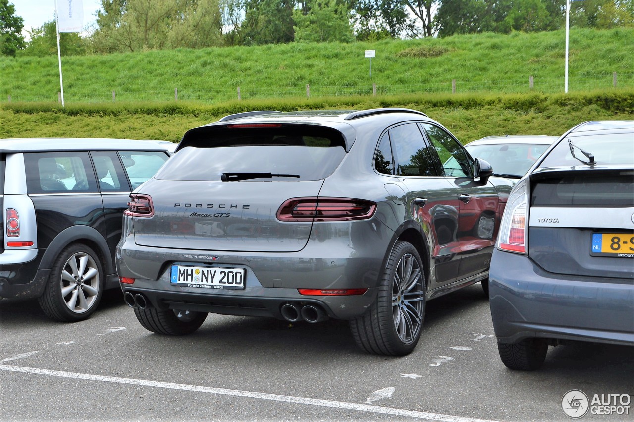 Porsche 95B Macan GTS