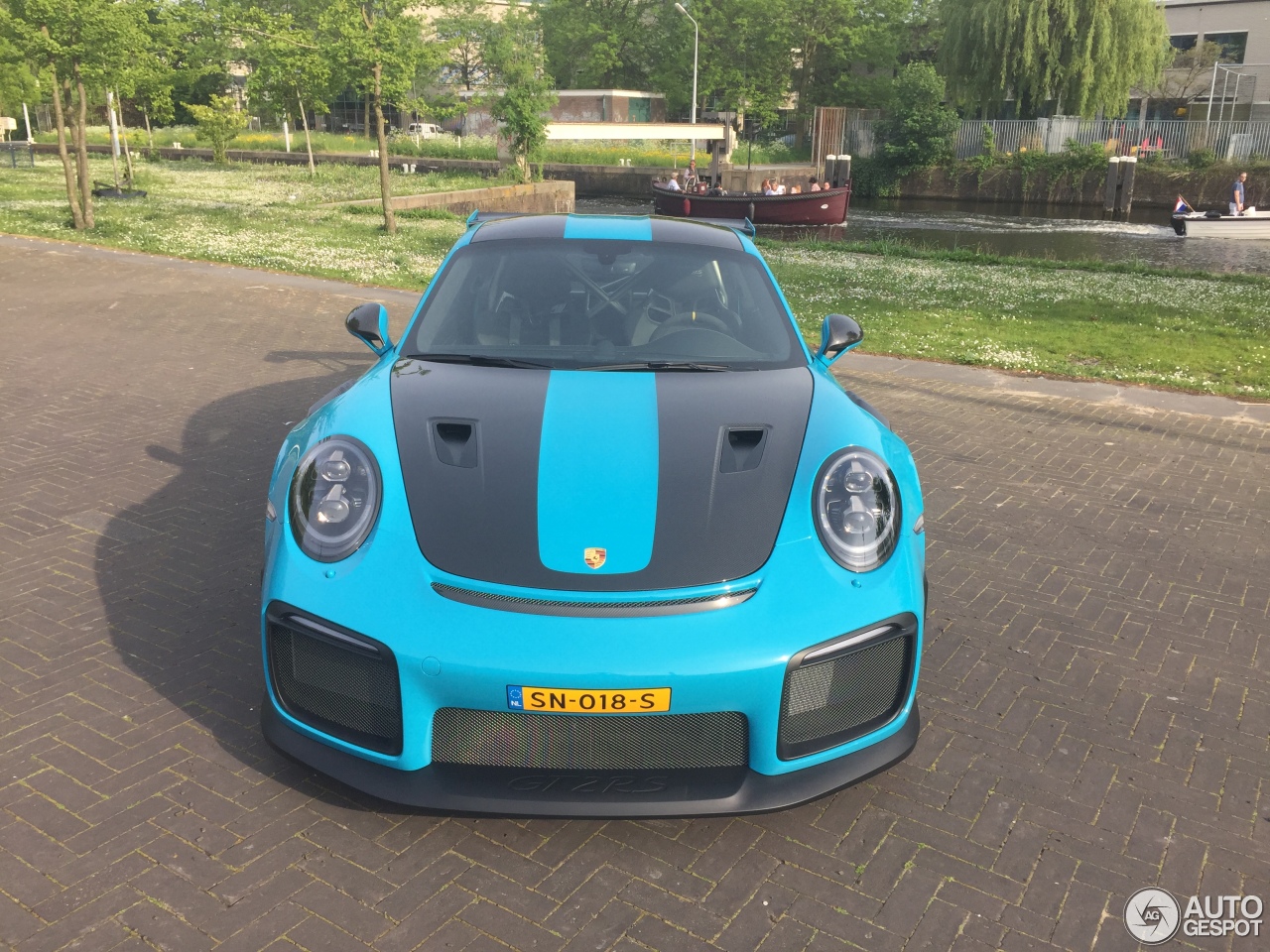 Porsche 991 GT2 RS Weissach Package