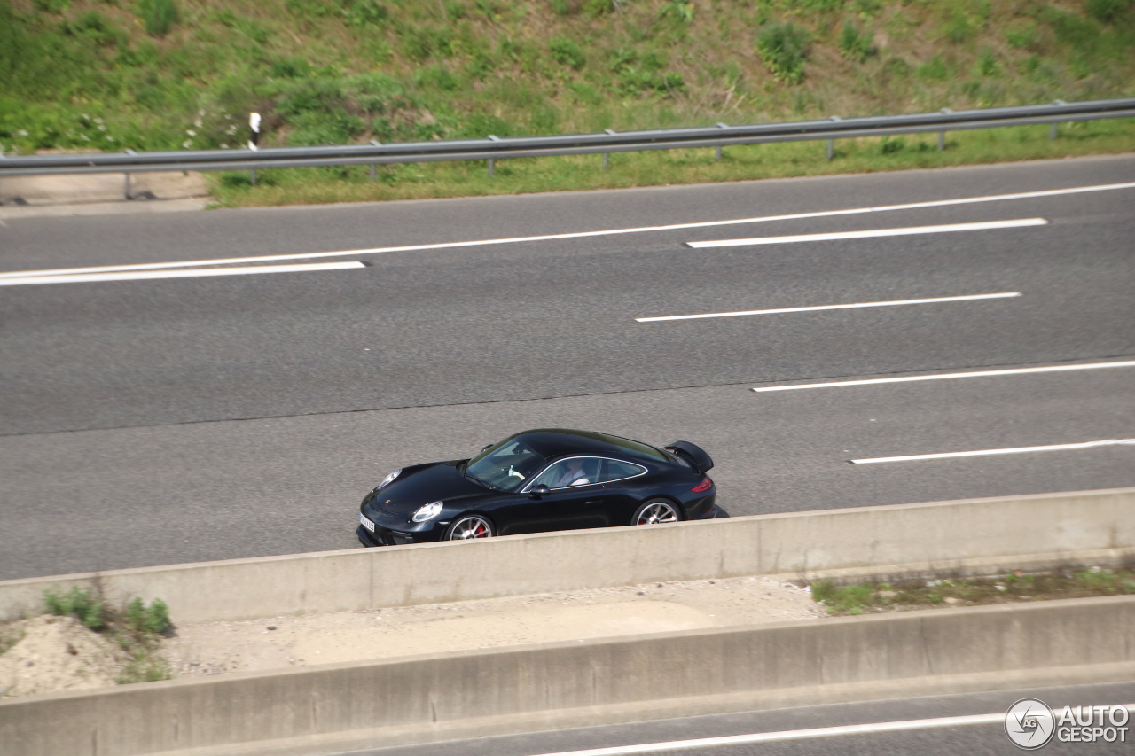 Porsche 991 GT3 Touring