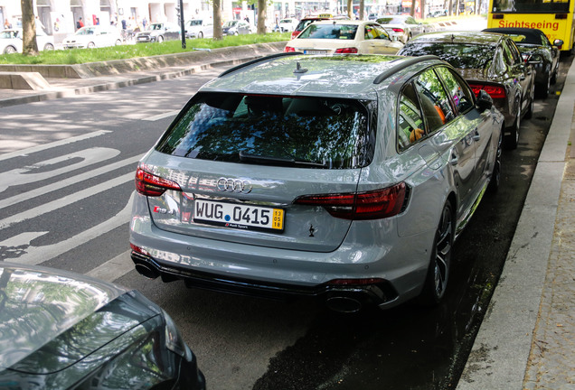 Audi RS4 Avant B9