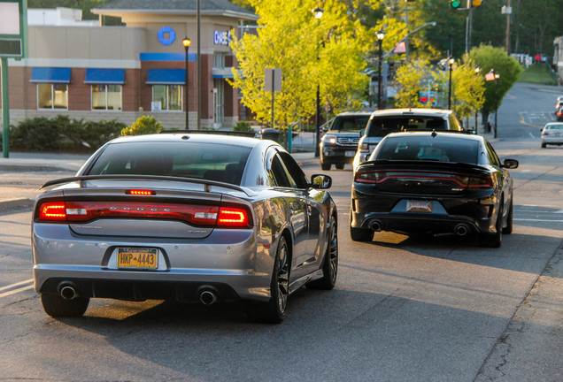 Dodge Charger SRT-8 2012